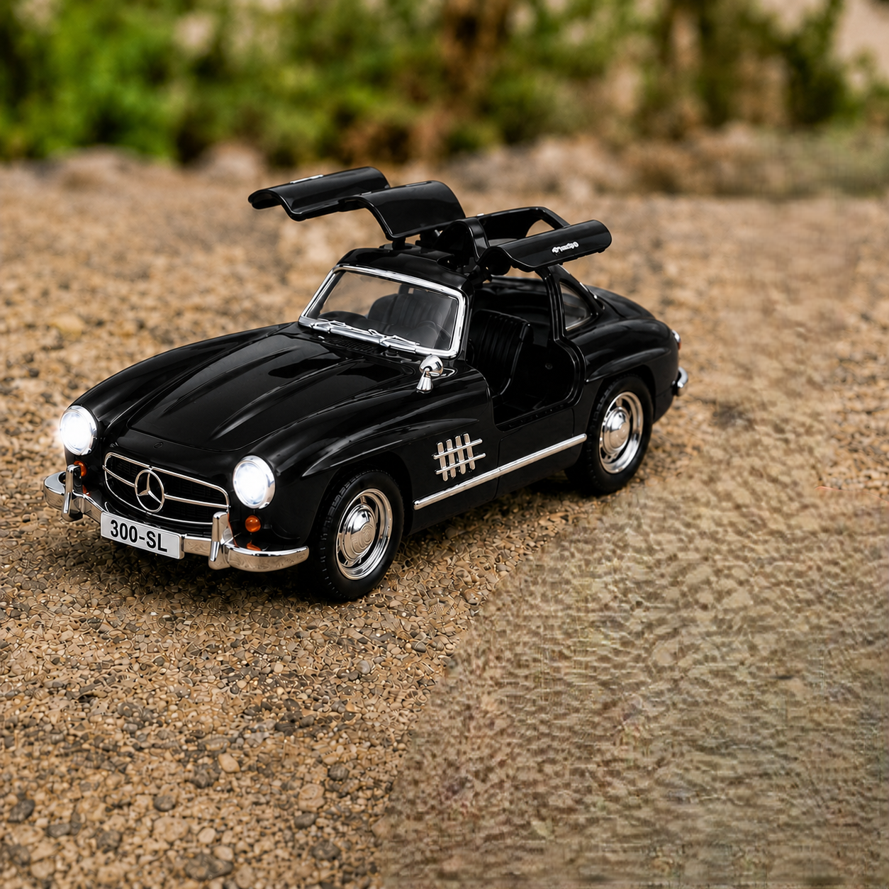 Classic Mercedes-Benz 300SL Die-Cast Model Car