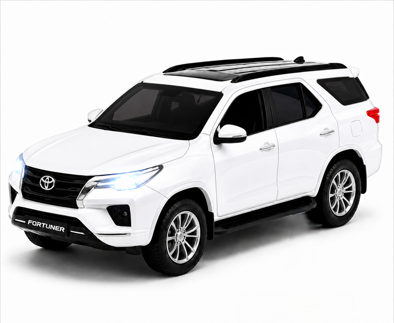 1:32 Toyota Fortuner Die-Cast Metal Model Car